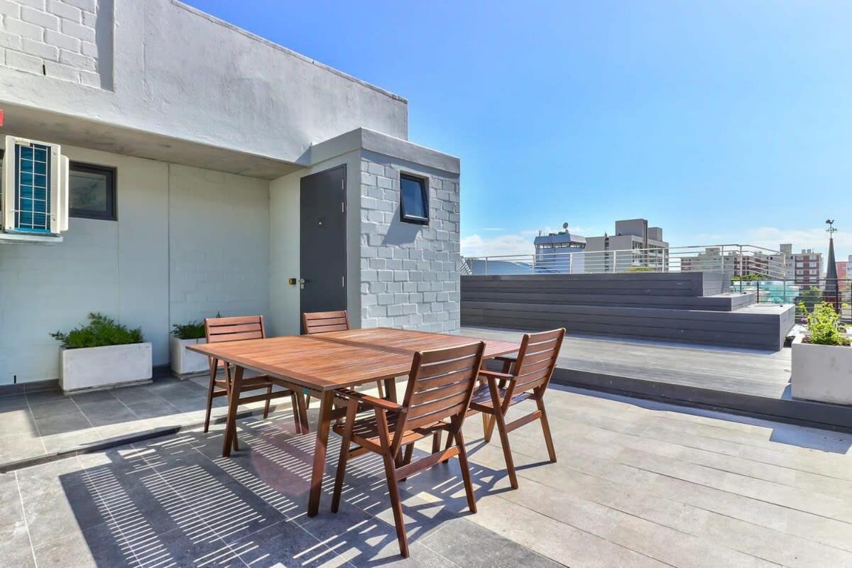 Secure Studio, Sea Point Gem Near Promenade! Apartment *