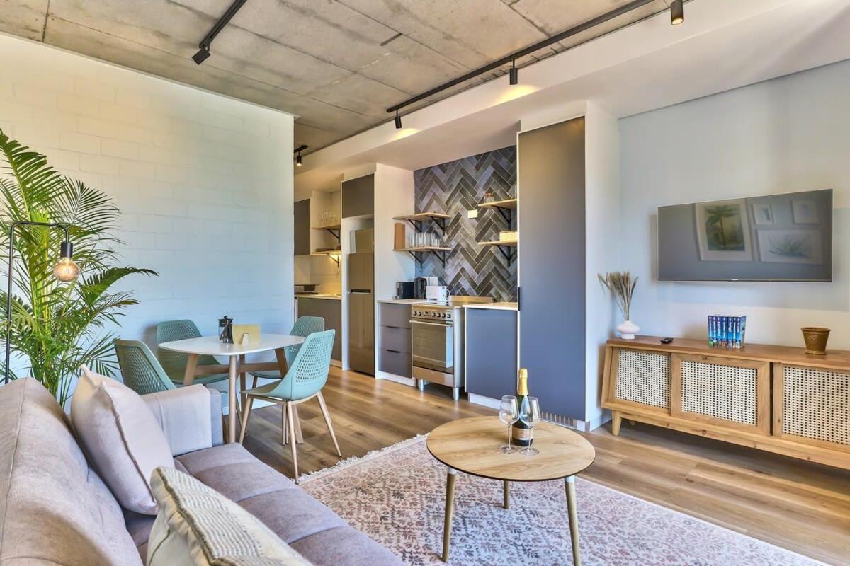 Secure Studio, Sea Point Gem Near Promenade! Apartment
